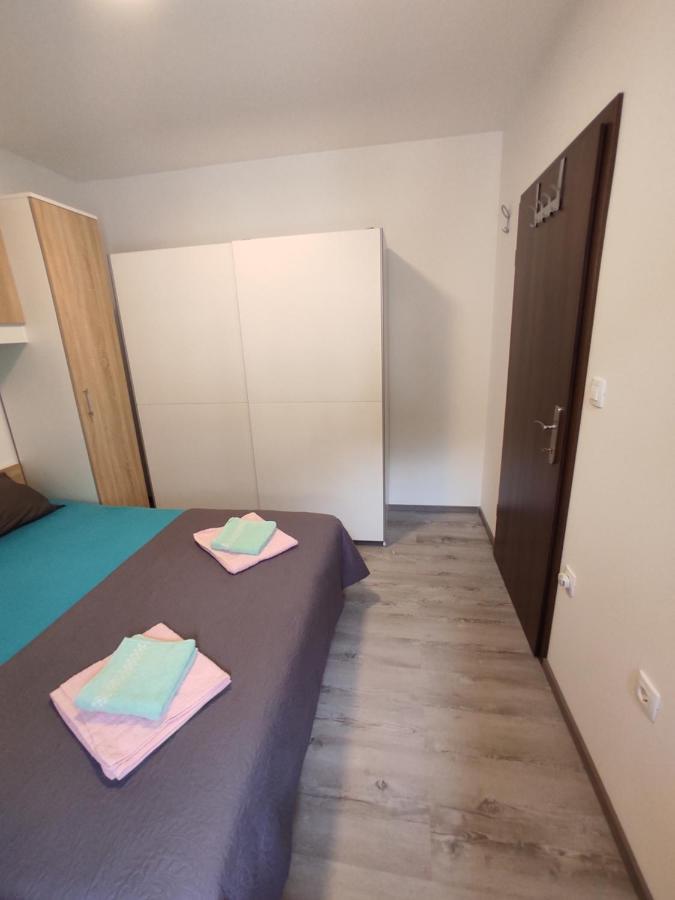 Apartment Ravnice Omiš Exterior foto