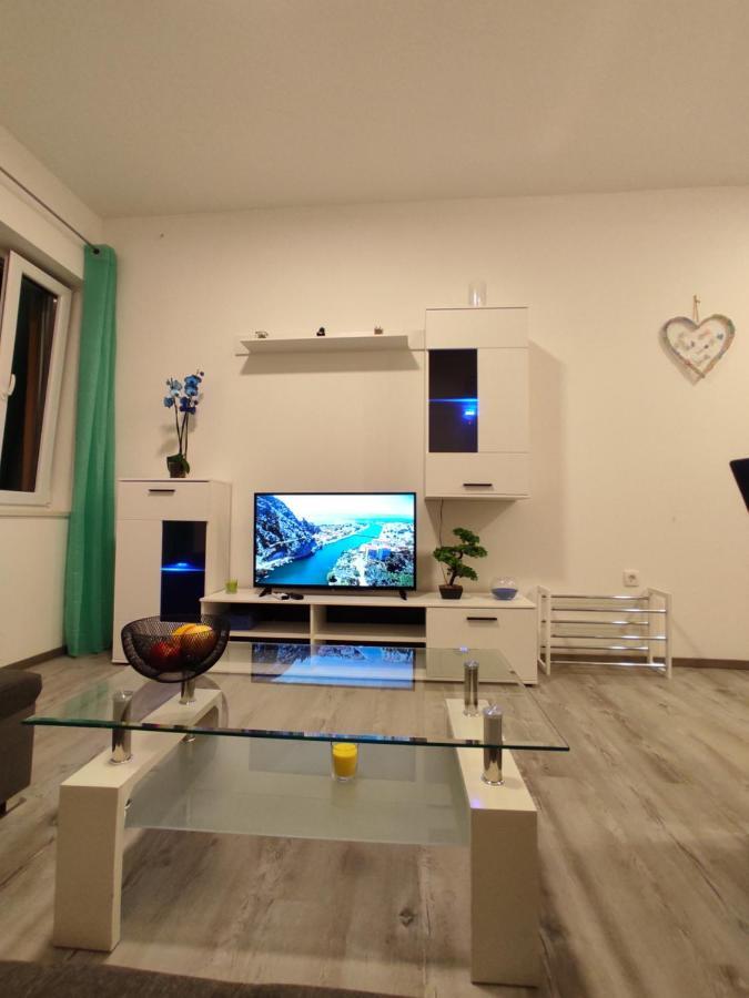 Apartment Ravnice Omiš Exterior foto